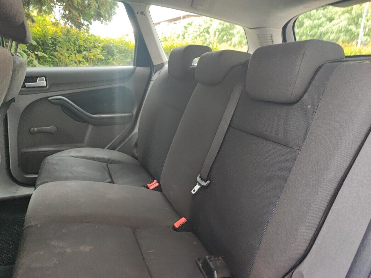 Ford Focus 1.6 TDCi 90 CV station wagon neopatentati