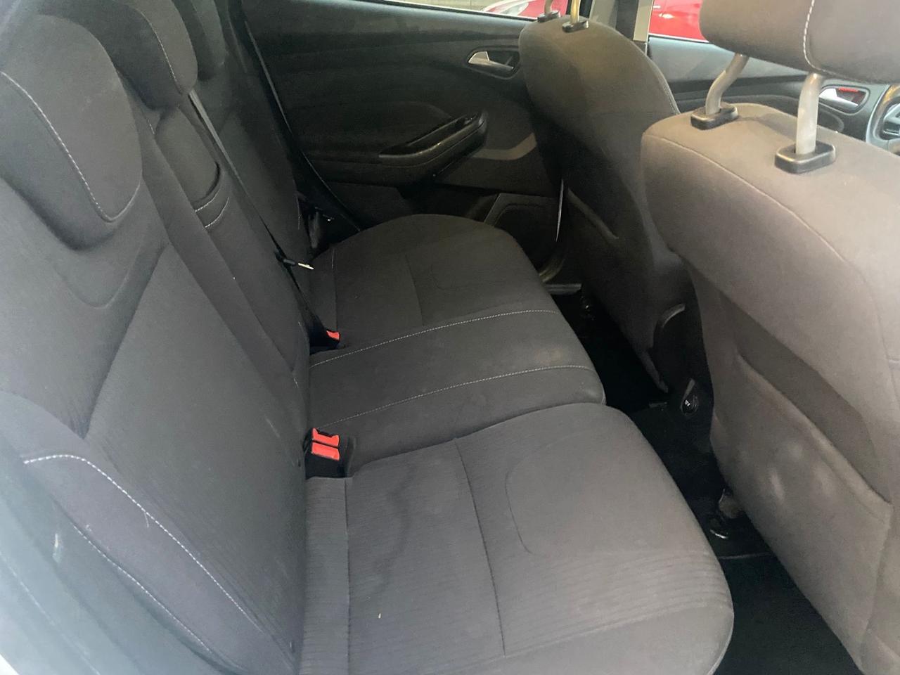 Ford Focus 1.6 TDCi 95 CV SW Titanium OK PER NEOPATENTATI