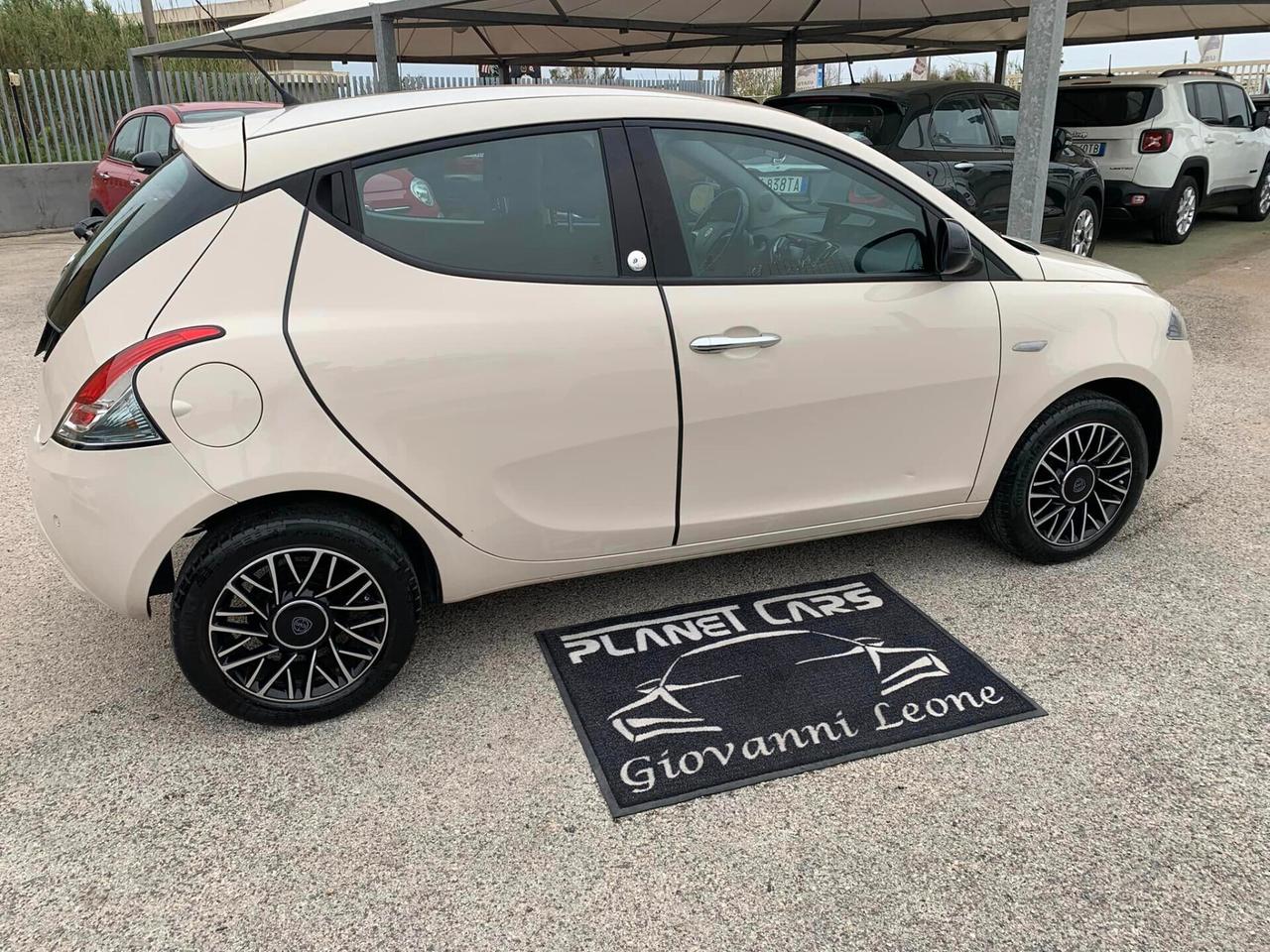 Lancia Ypsilon 1.2 69 CV GPL Ecochic Gold