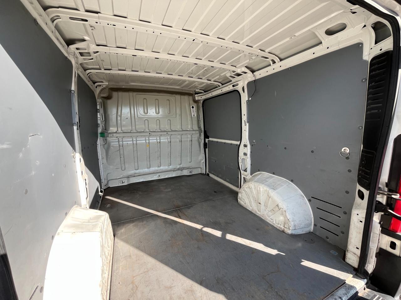 PEUGEOT BOXER 2.2 BlueHDi 120 CV S&S L1H1