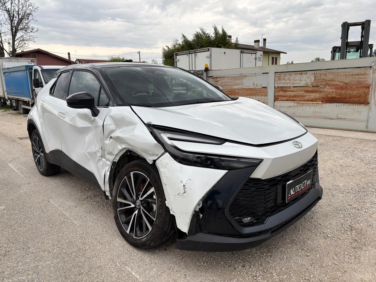 Toyota C-HR 2.0 PHEV Lounge