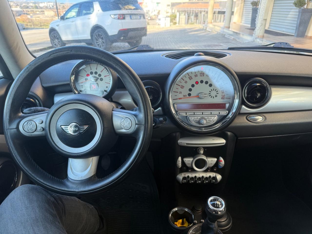Mini 1.6 16V Cooper D