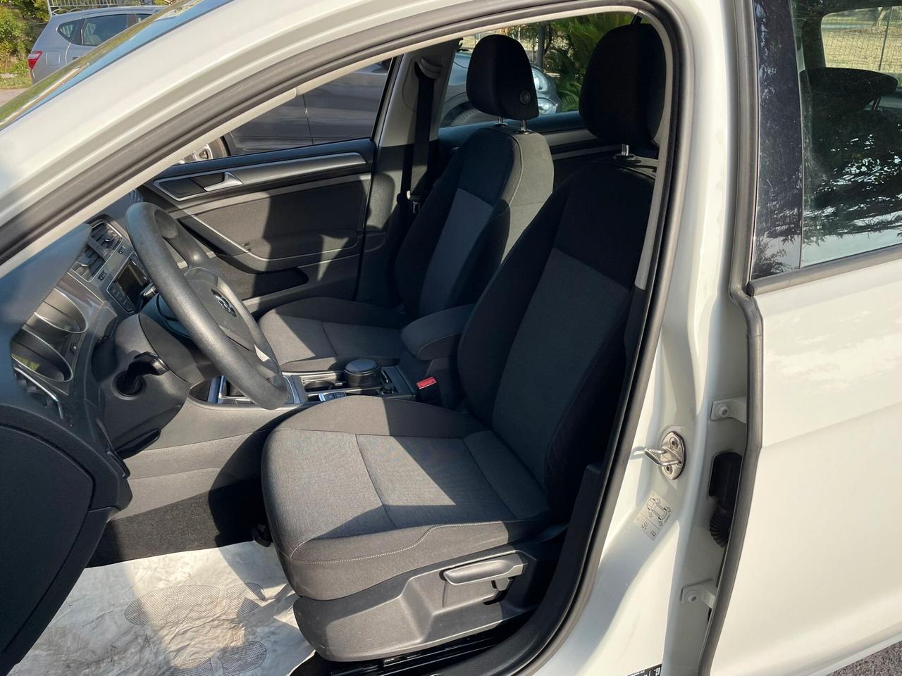 Volkswagen Golf 1.6 TDI Blue Technology