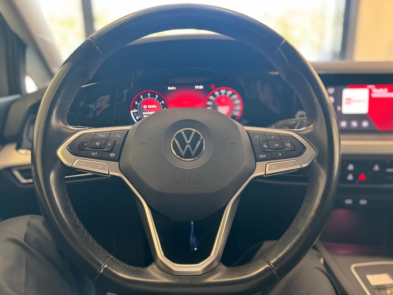 Volkswagen Golf 1.0 eTSI EVO DSG Life