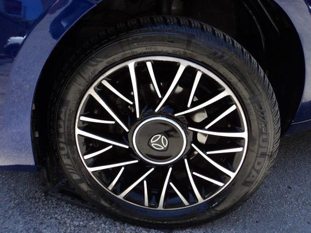 LANCIA Ypsilon 1.2 69 CV 5 porte S Momodesign