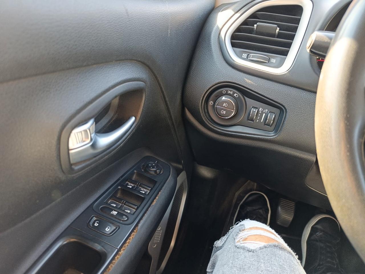 Jeep Renegade 1.6 Mjt 120 CV Longitude