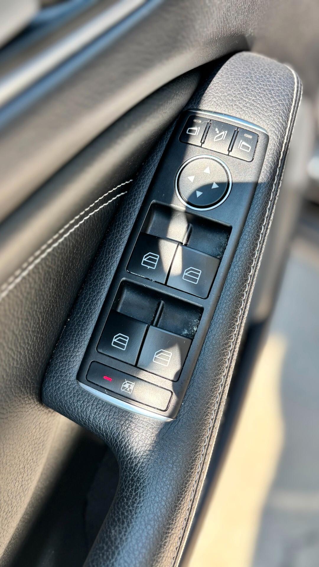 Mercedes-benz GLA 180 Premium