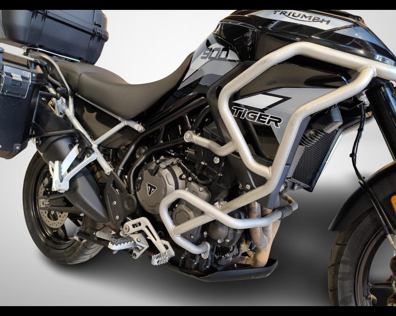 TRIUMPH Tiger 900 - GT Pro