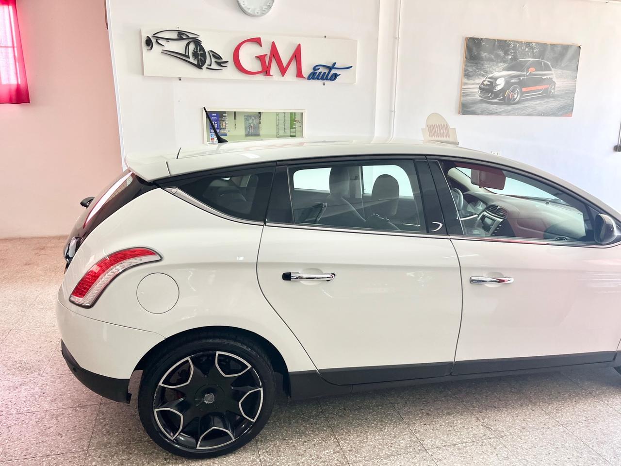 Lancia Delta 1.6 MJT DPF Platino