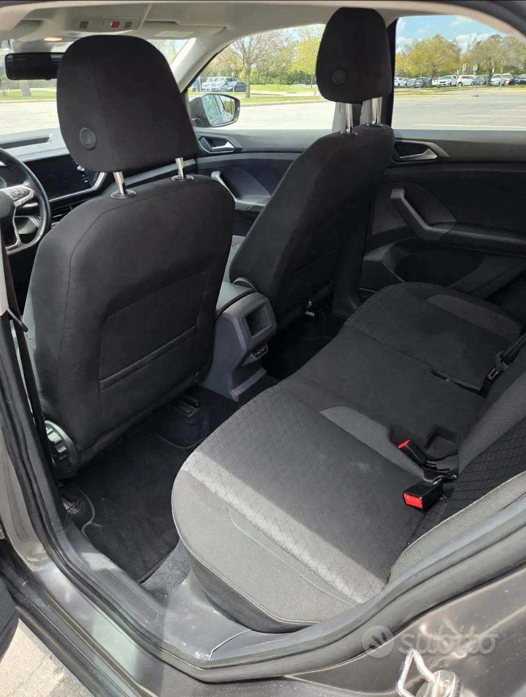 Volkswagen T-Cross Style