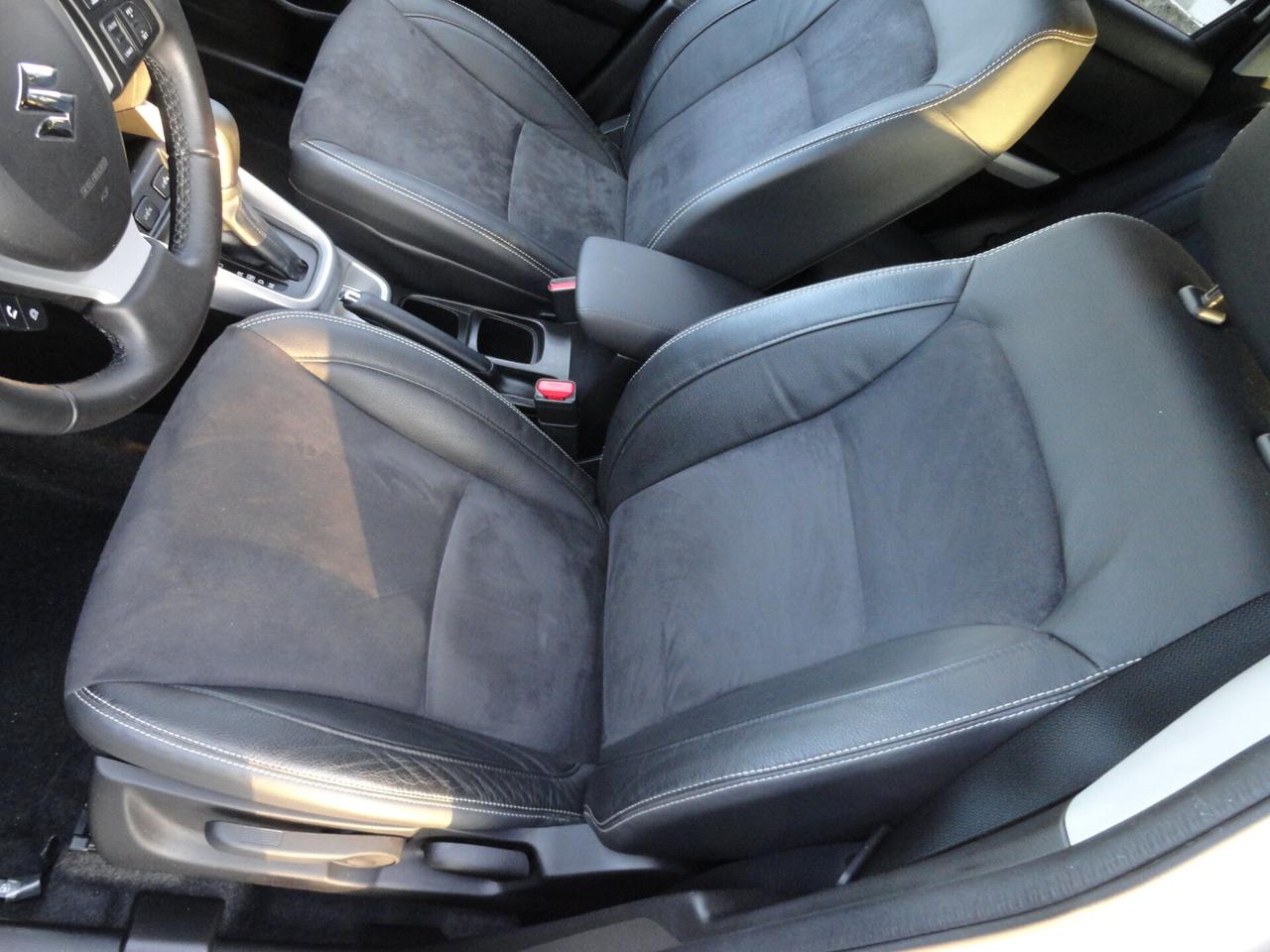 Suzuki Vitara 1.6 VVT A/T V-Top