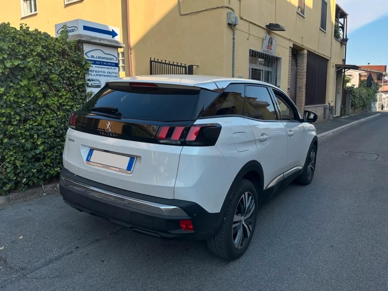 Peugeot 3008 1.5 BlueHDi 130cv Allure Pack AUTOMATICA NAVIGAZIONE CAMERA 360° RETROCAMERA PELLE FINANZIABILE