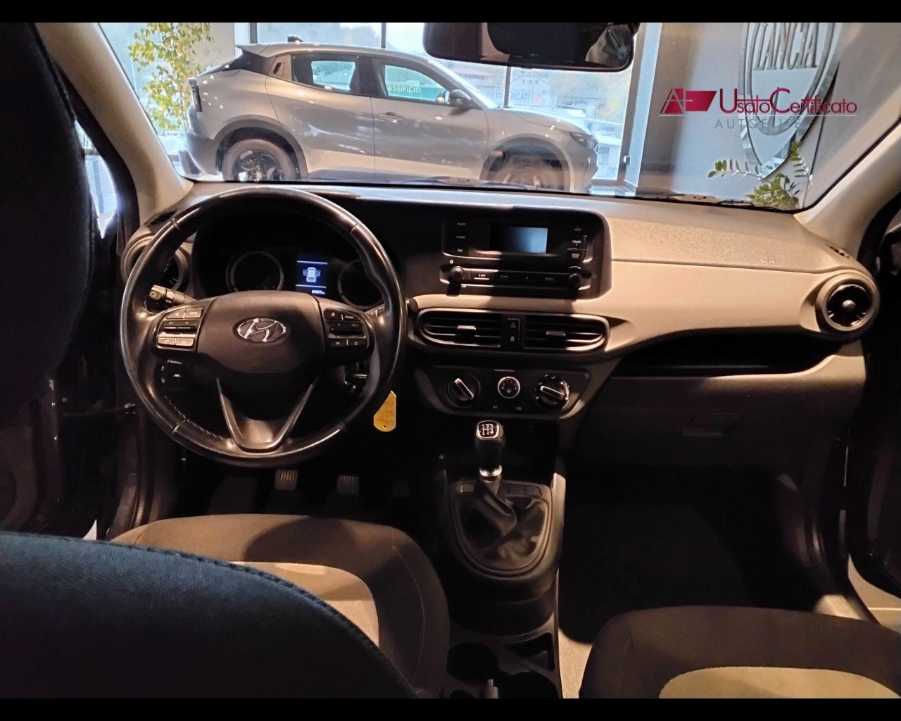 HYUNDAI i10 1.0 MPI Advanced