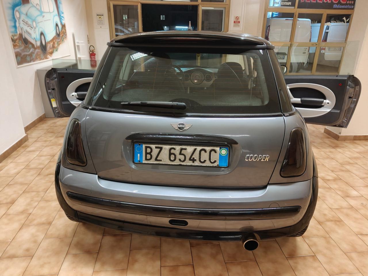 Mini 1.6 16V Cooper