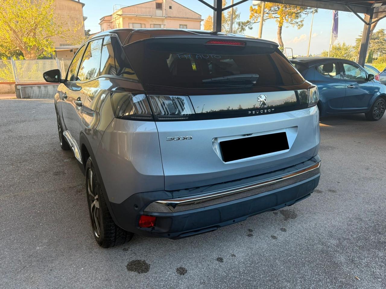 Peugeot 3008 BlueHDi 130 S&S EAT8 Allure