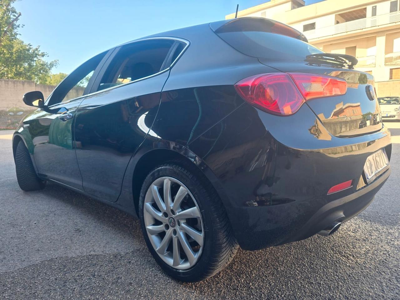 Giulietta 1.6 JTDm 120 CV automatica full opt restyling 2016
