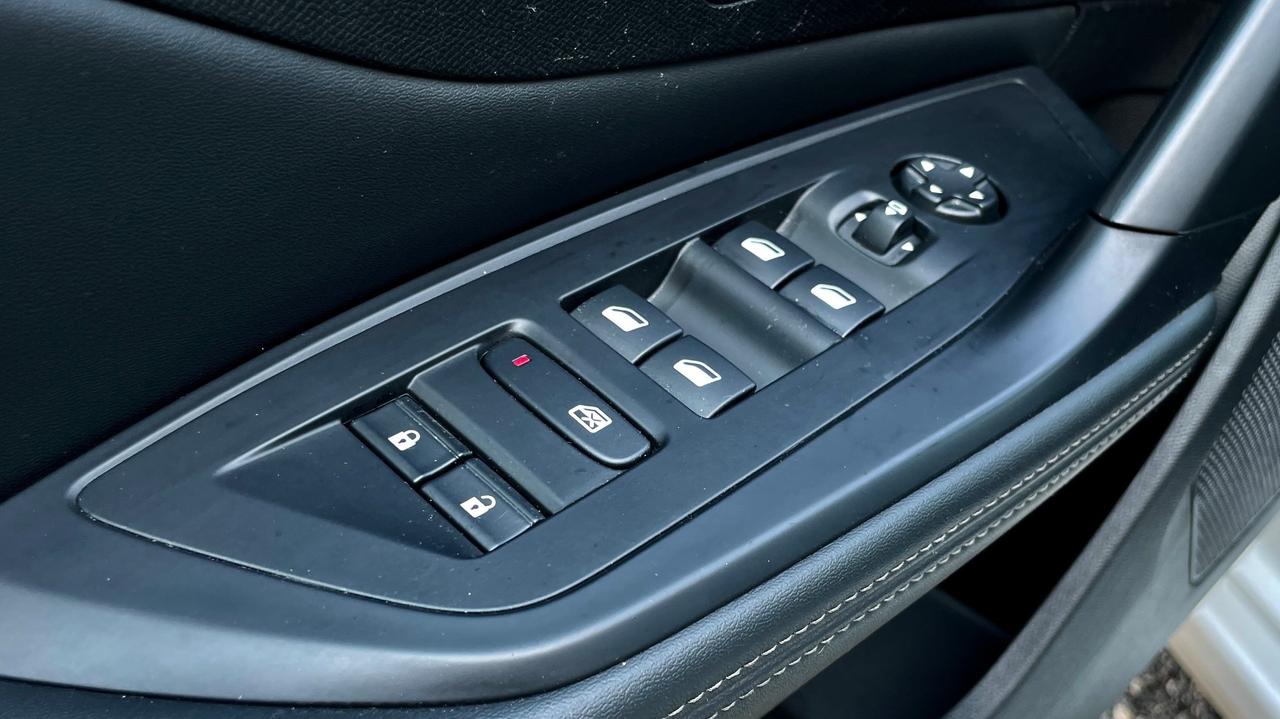 PEUGEOT 308 BLUEHDI 1.5 EAT8 ALLURE PACK 131CV - VIRTUAL COCKPIT, FULL LED, NEOPATENTATI