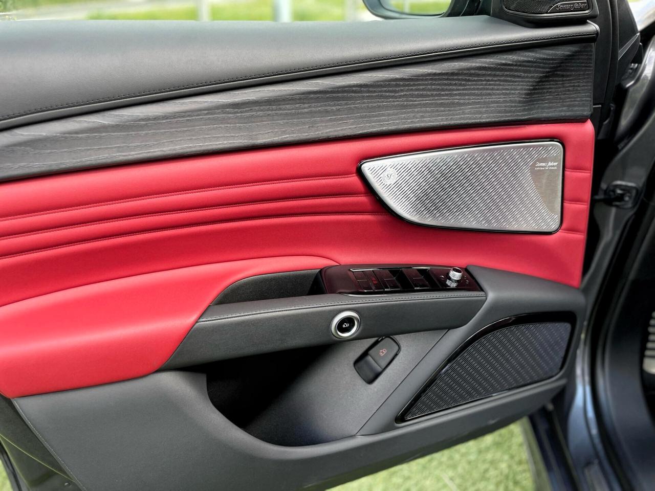 Maserati Grecale MHEV 330 CV AWD Modena IVA ESPOSTA PELLE ROSSA