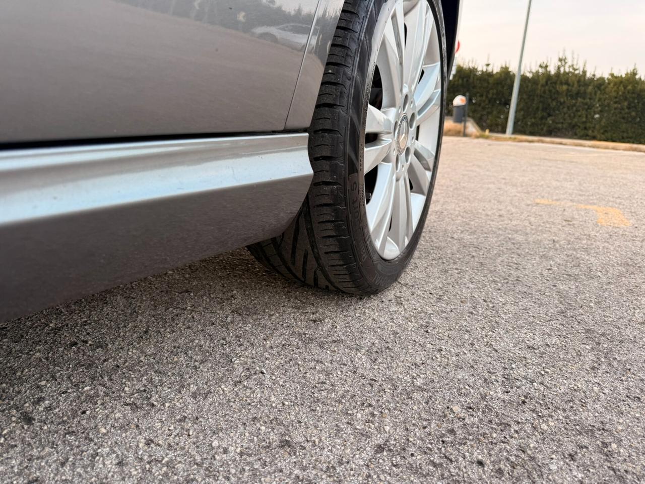 Mercedes Classe B GARANZIA DI 12 MESI