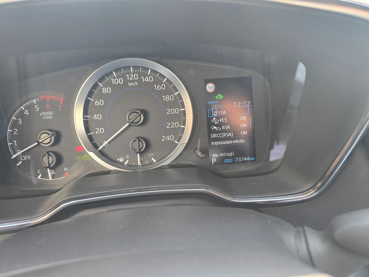 Toyota Corolla 1.8 Hybrid Business