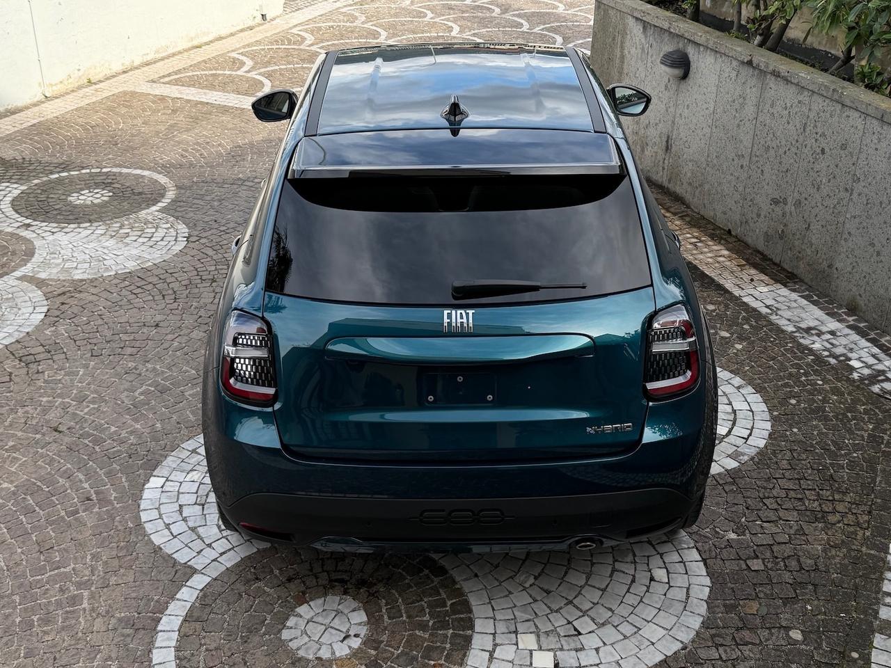 Fiat 600 Hybrid 110 CV DCT MHEV La Prima