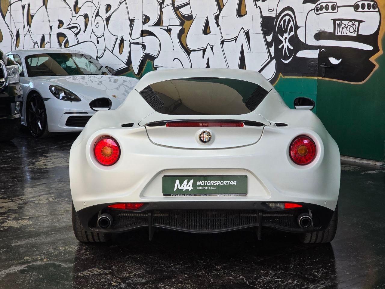 Alfa Romeo 4C Launch Edition (72/500) 3.600km