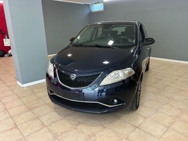 Lancia Ypsilon 1.2 69 CV 5 porte Platinum