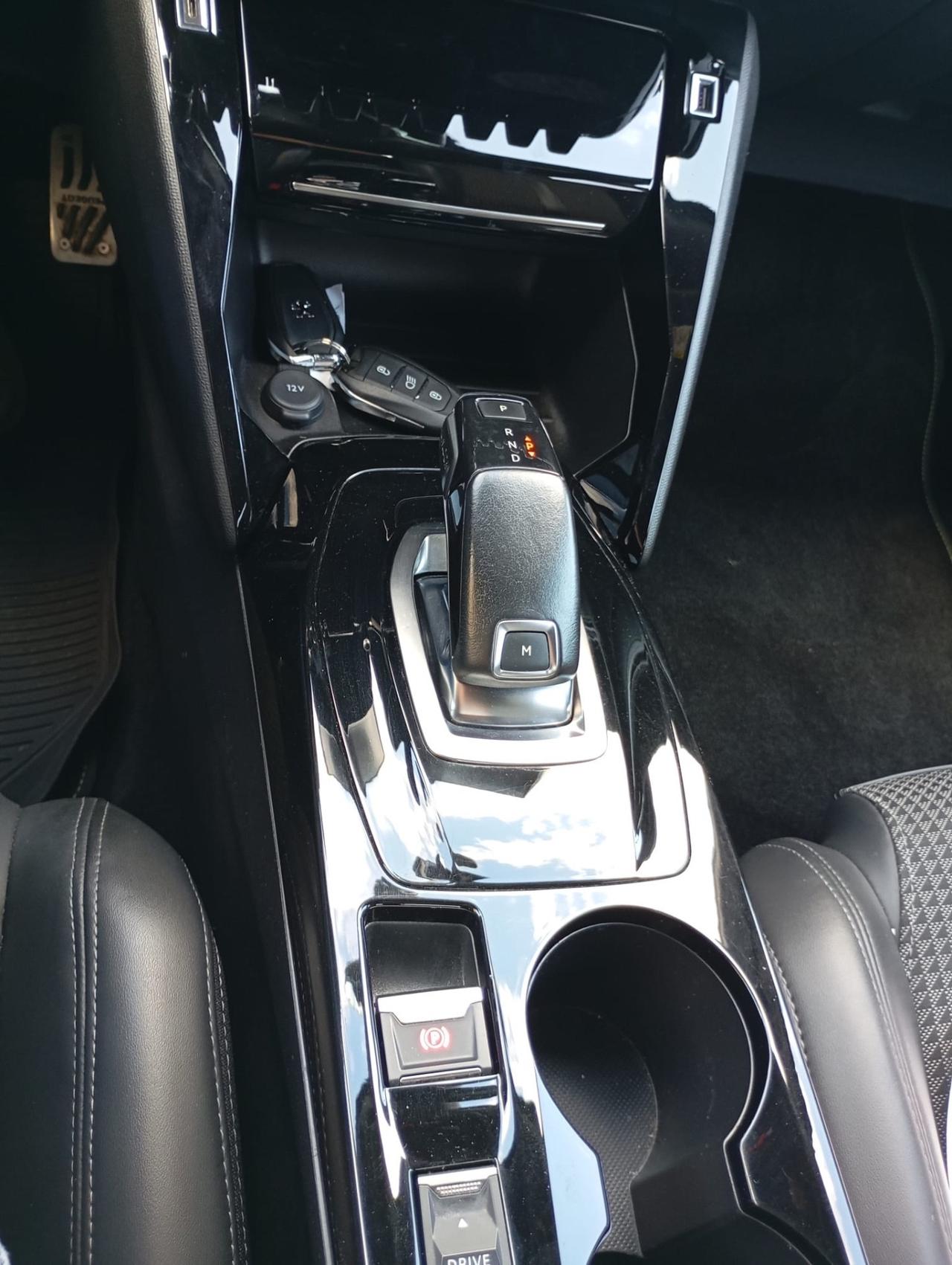 Peugeot 2008 PureTech 130 S&S EAT8 GT Line