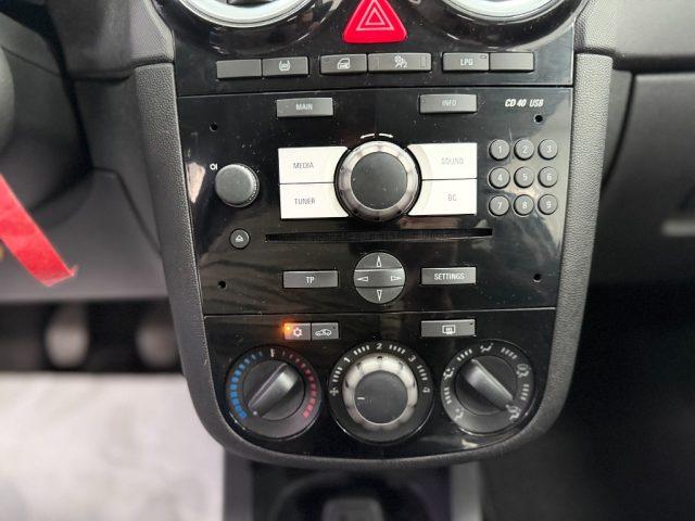 OPEL Corsa 1.2 85CV 3 porte GPL-TECH Edition