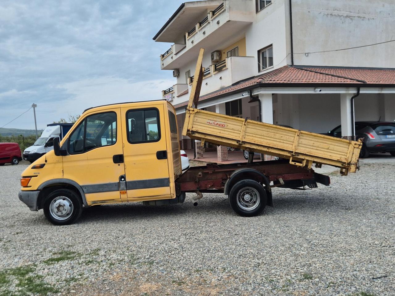 IVECO DAILY RIBALTABILE