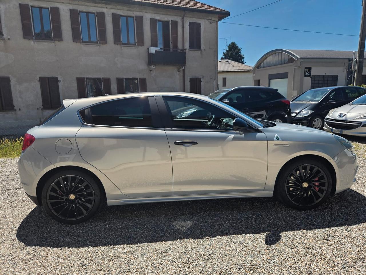 Alfa Romeo Giulietta 1750 Turbo TCT Quadrifoglio Verde