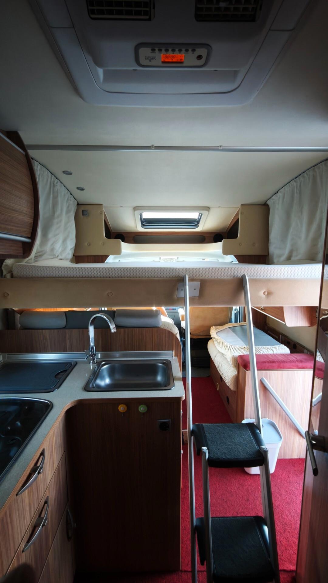 Burstner su Ducato 130cv con Gemelli e basculante