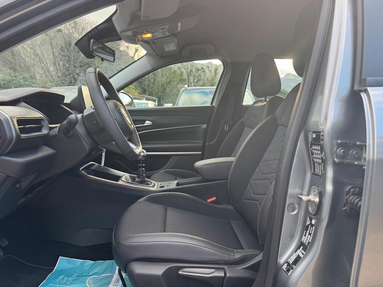 Jeep Avenger 1.2 Turbo 100 CV Summit