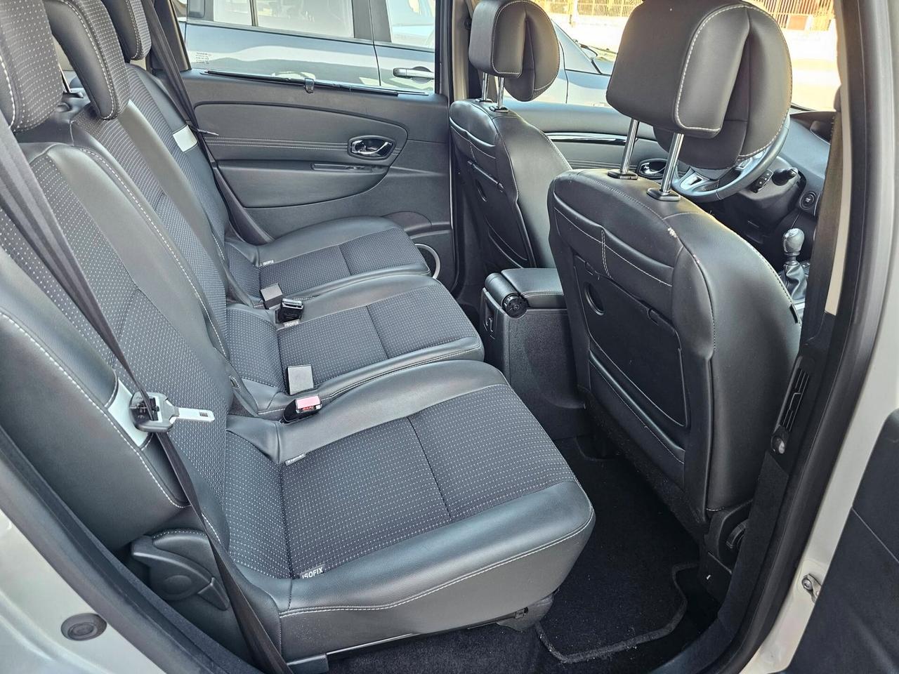 RENAULT SCENIC XMOD 1.6DCI 130CV LUXE