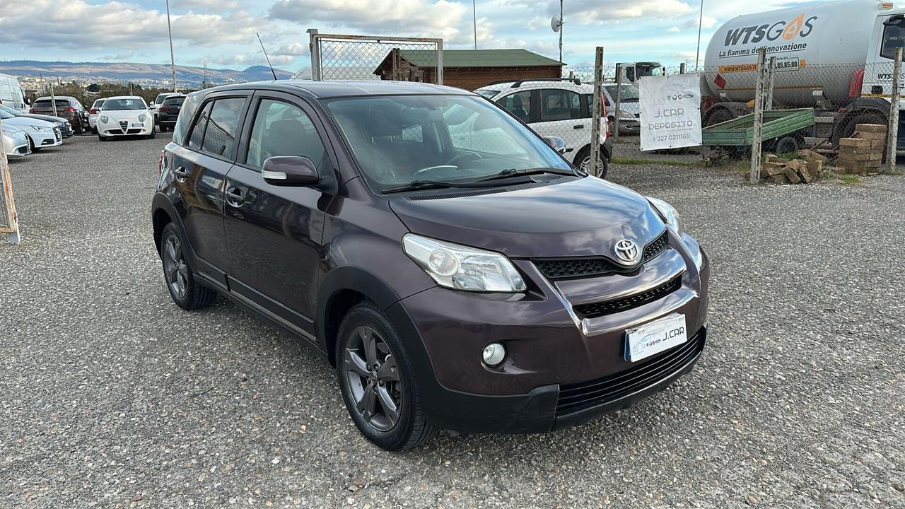 Toyota Urban Cruiser 1.4 D-4D AWD Luxury