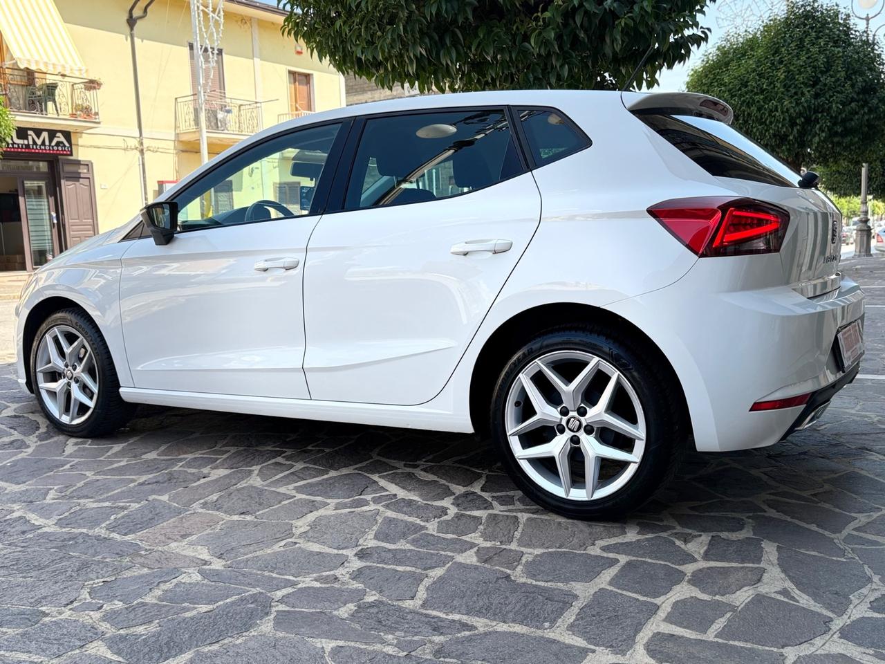 Seat Ibiza 1.0 TGI 5P FORMULA RACING FULL/LED