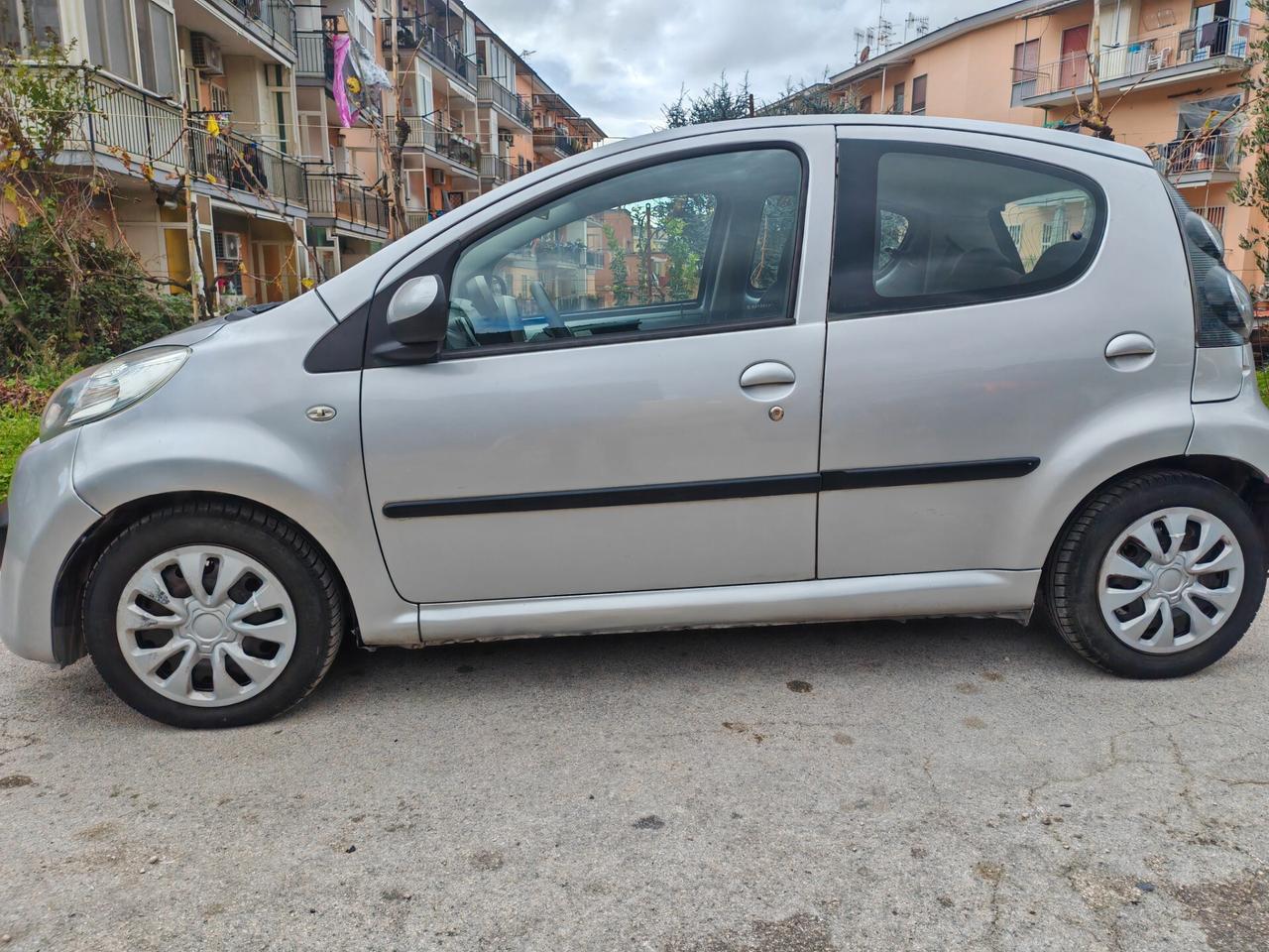 Citroen C1 1.0 5 porte NESSUN LAVORO DA FARE