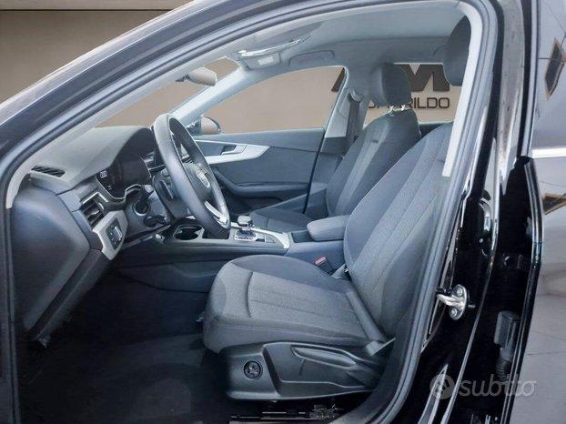 Audi A4 Avant 35 2.0 tdi mhev Business Advanced 16