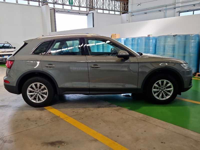 AUDI Q5 45 TDI Business quattro tiptronic