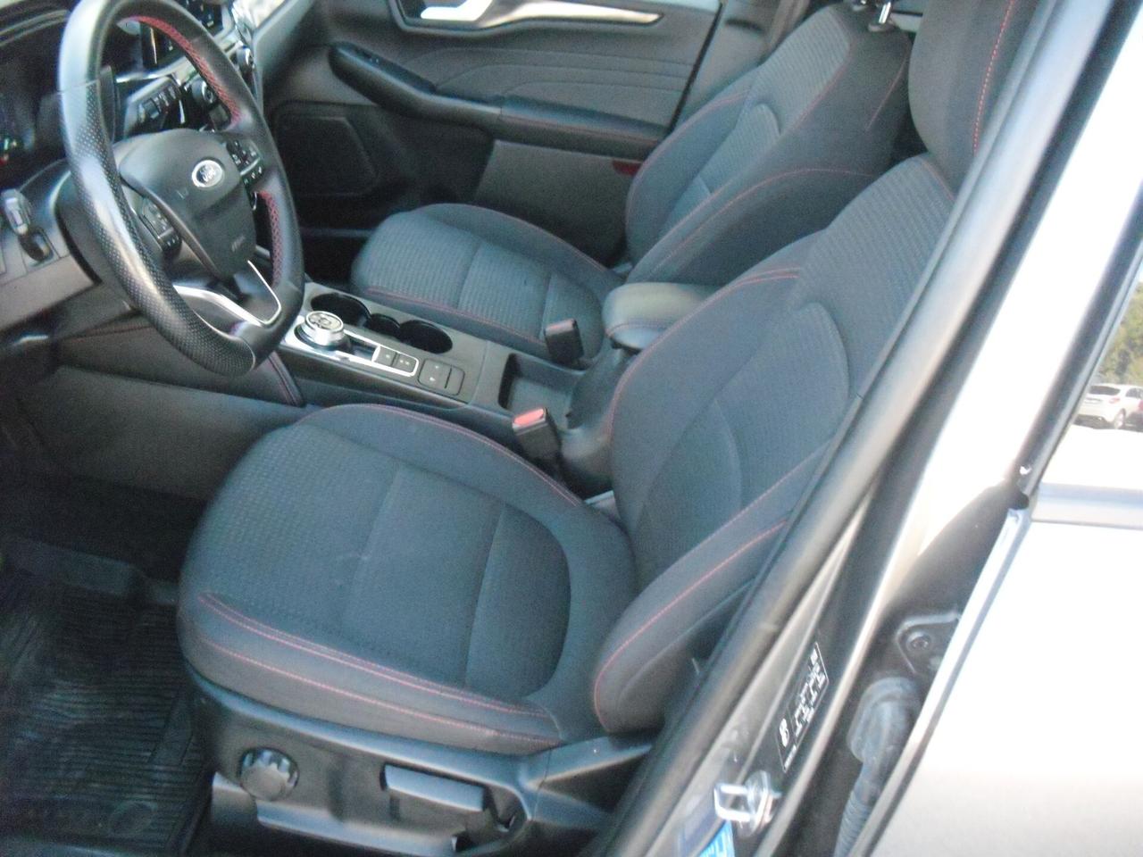 Ford Kuga 2.5 Full Hybrid 190 CV CVT 2WD ST-Line