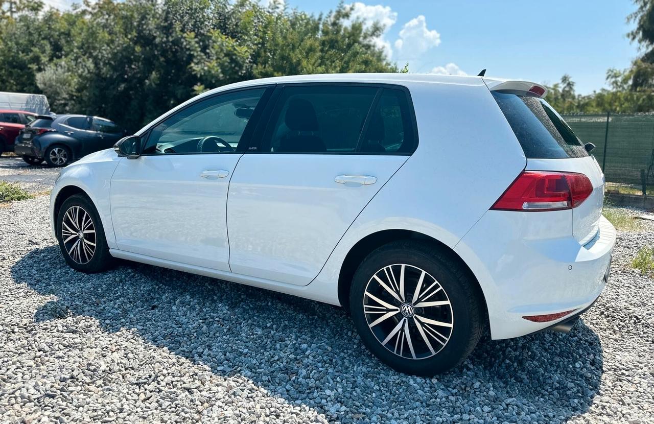 Volkswagen Golf 2.0 TDI 5p. Highline BlueMotion Technology