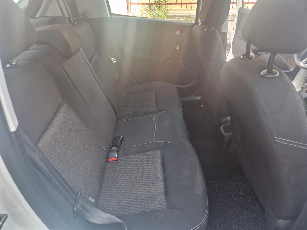 Peugeot 208 PureTech 82 5 porte Allure