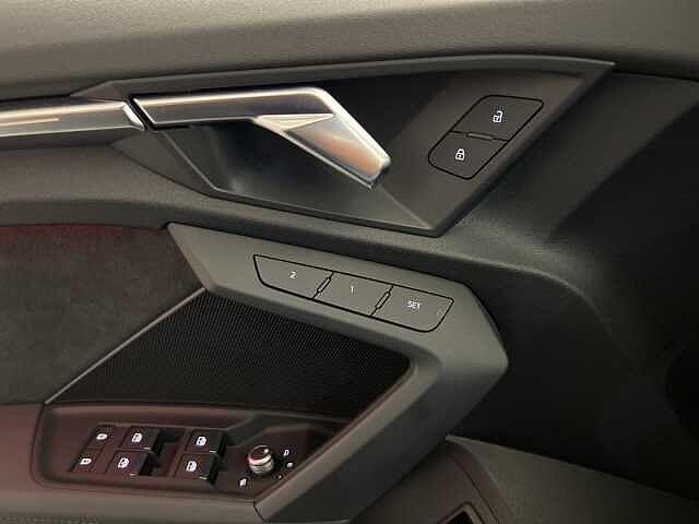 Audi A3 RS 3 Sedan TFSI quattro S tronic