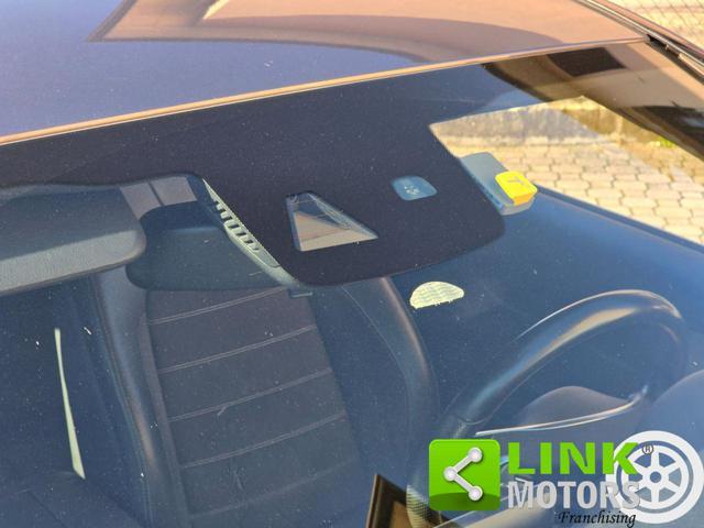 MERCEDES-BENZ C 200 Coupé Premium Plus AMG 9G-TRONIC