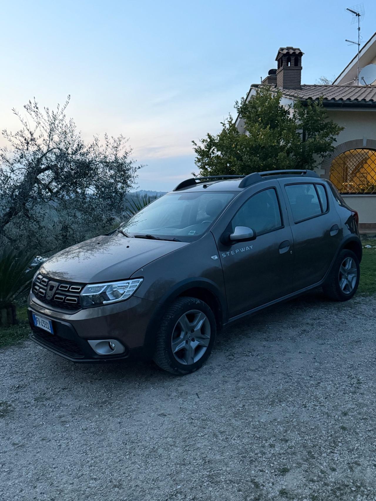 Dacia Sandero Stepway 0.9 TCe Turbo GPL 90 CV S&S Techroad