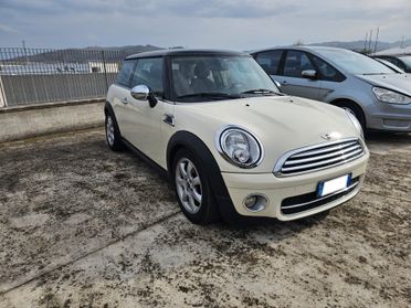 Mini 1.6 16V Cooper D
