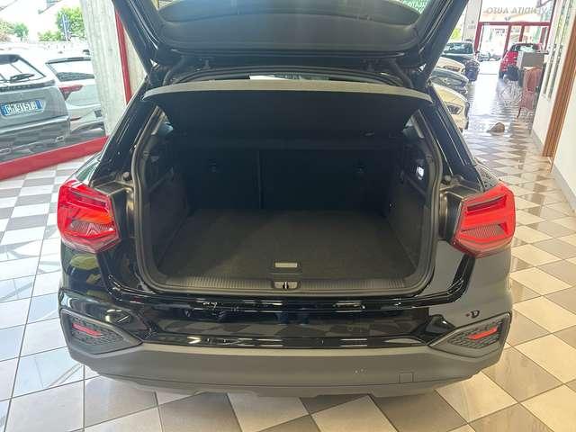 Audi Q2 30 TFSI Business Advanced