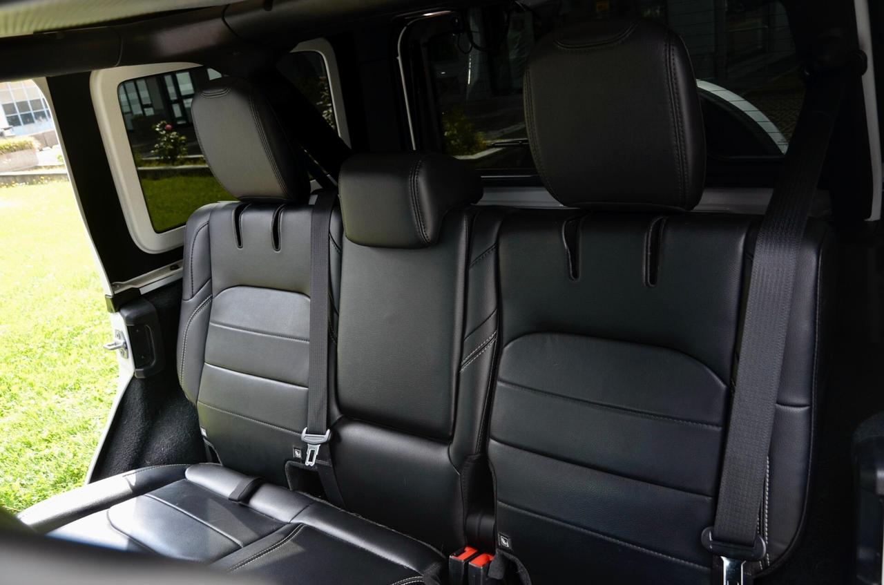 JEEP WRANGLER UNLIMITED 2.0 PHEV SAHARA 4xe 380cv AUTO, IVA COMPRESA, UFF ITALIANA, HI-FI ALPINE, FARI LED, PERMUTE