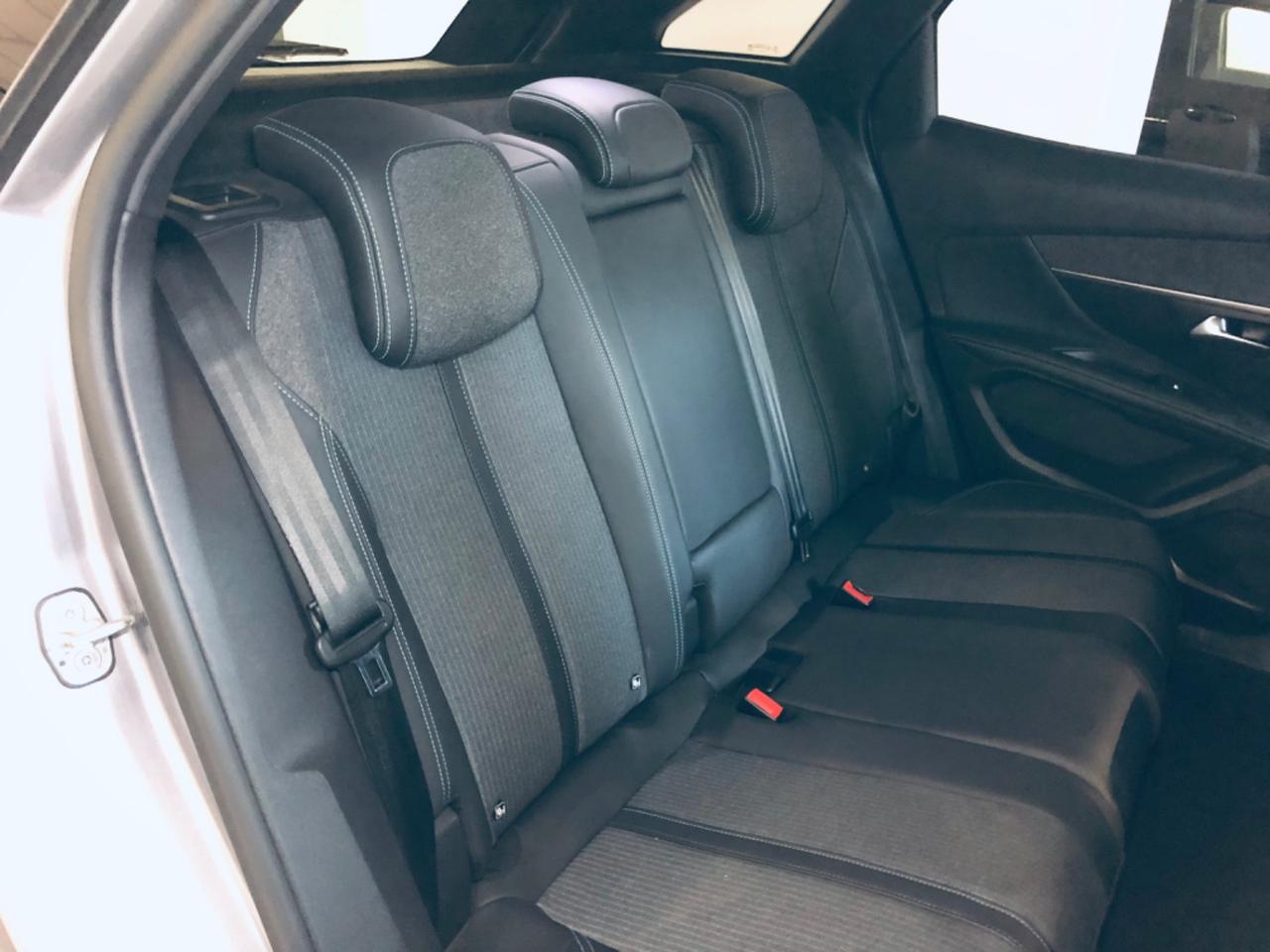 Peugeot 3008 1.5 HDI ALLURE PELLE-TELECAMERA