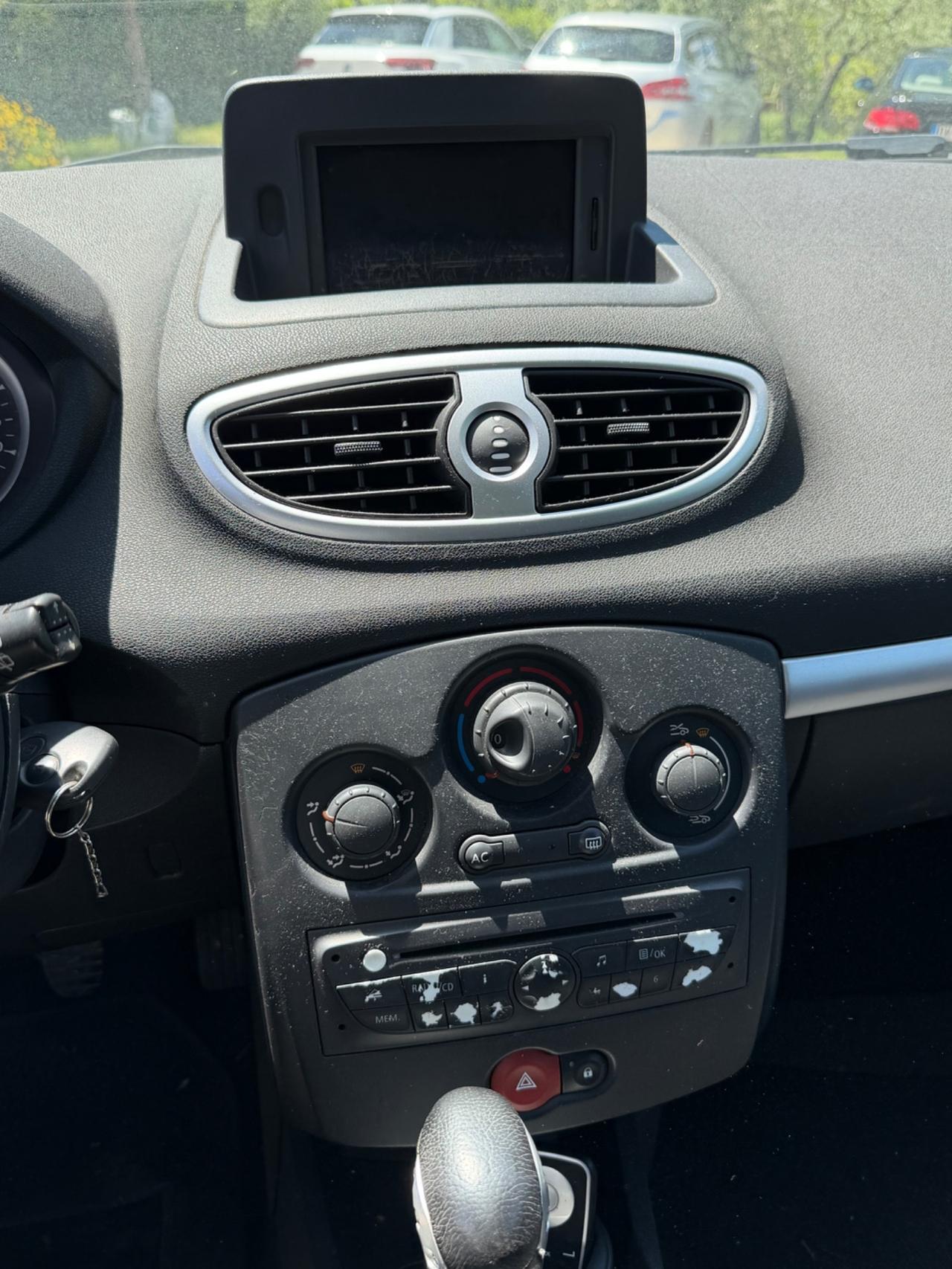 Renault Clio 1.2 16V 5 porte Dynamique